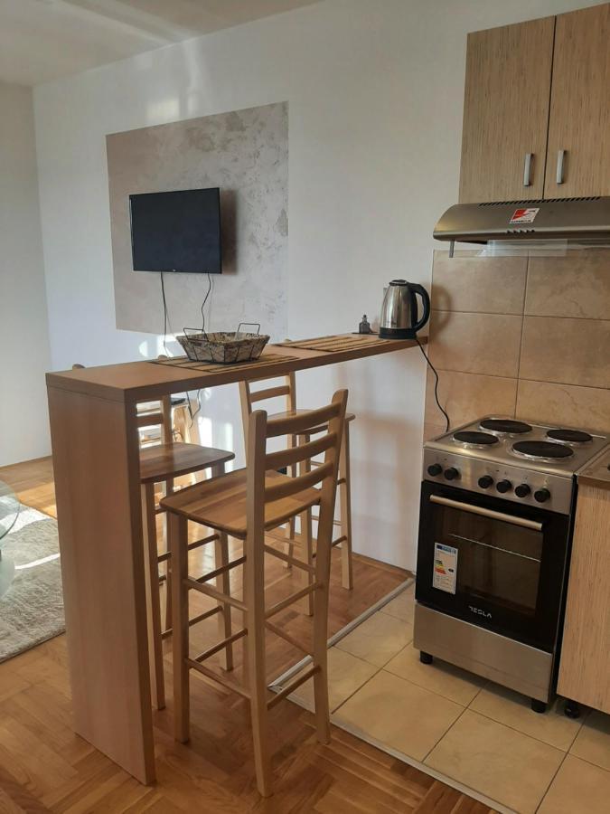 Belmir Apartment Mali Mokri Lug Eksteriør bilde